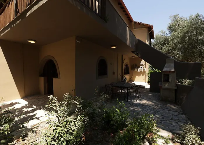 Holiday home The Summit Escape House
